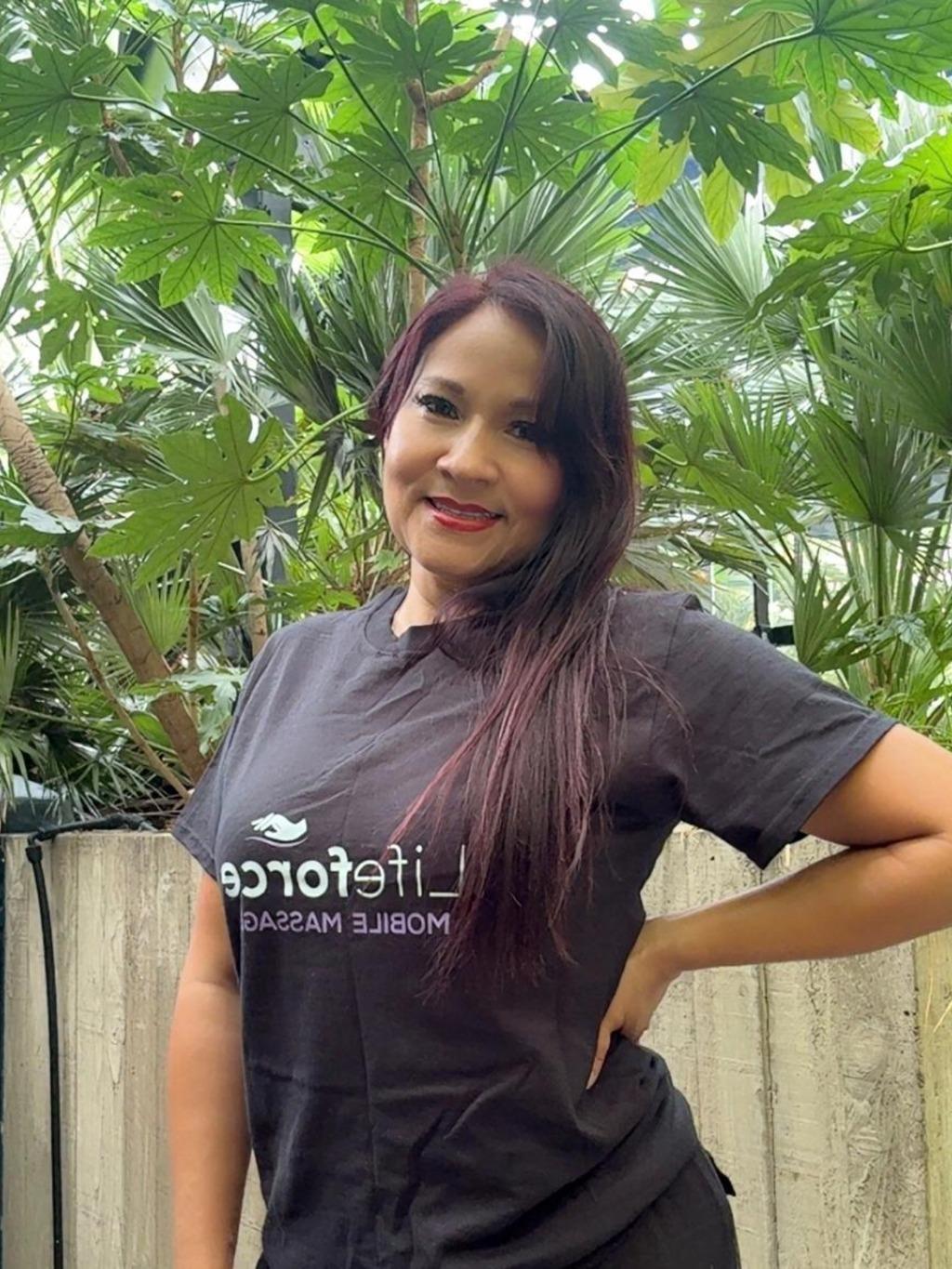 Jessi, Lifeforce Mobile Massage Therapist